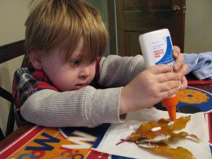 Pinecone Turkey Glue Feathers 1