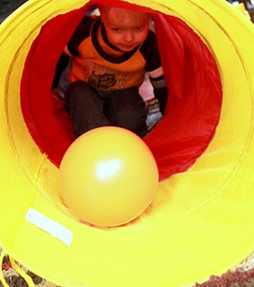 balloon tunnel